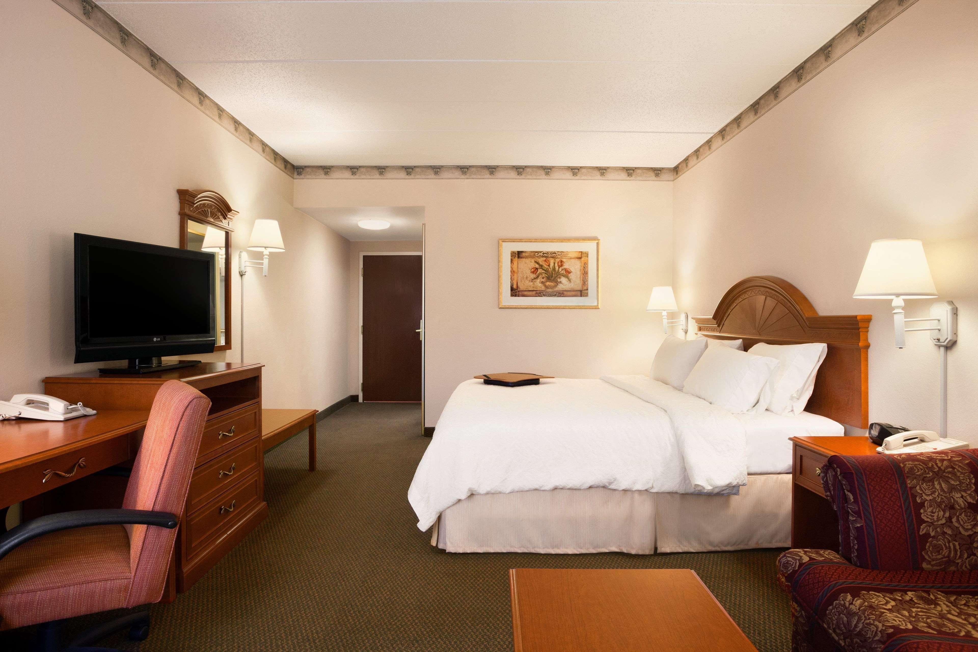 Hampton Hotel 3*