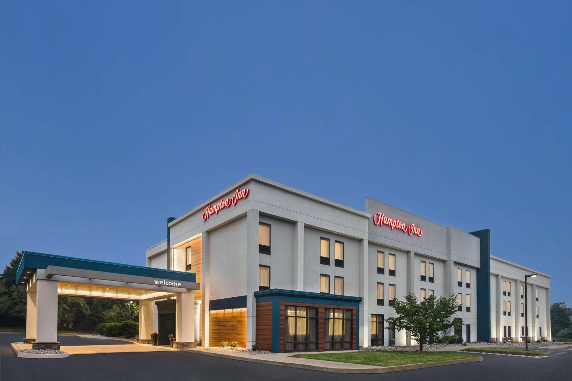 Hotel Hampton 3*