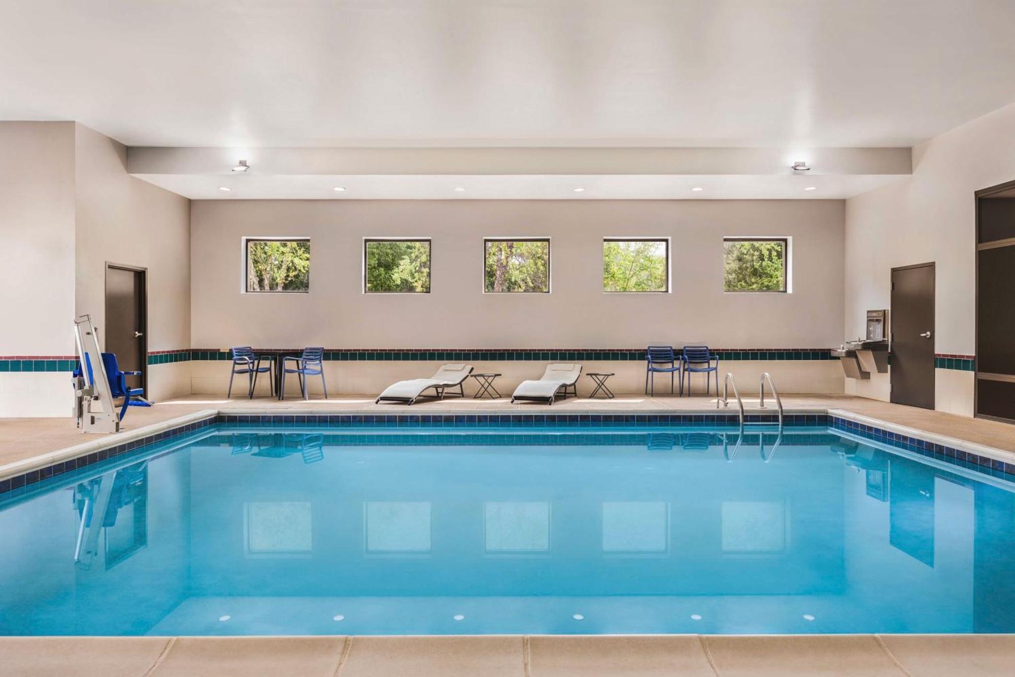Hotel Hampton